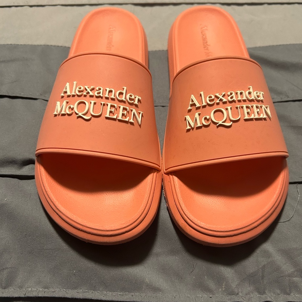 Alexander McQueen  Slides